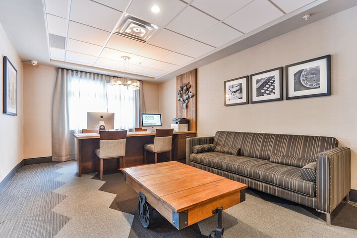 Business Center 66 of 67