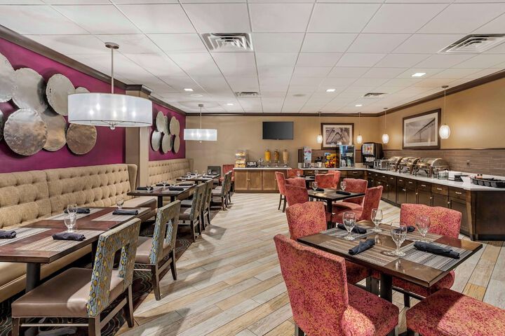 Kingston Regency Inn