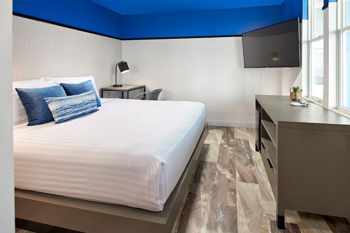 Room 14 of 31