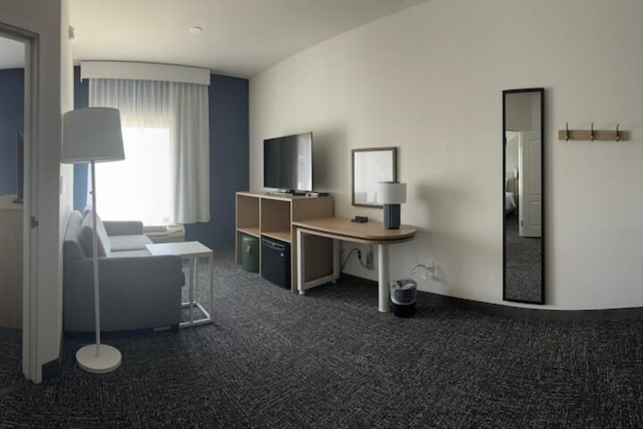 Spark by Hilton Redlands