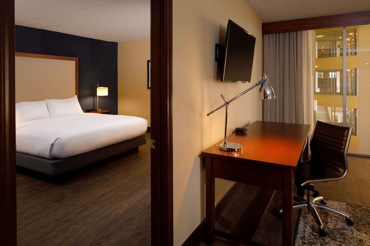 Room 60 of 139