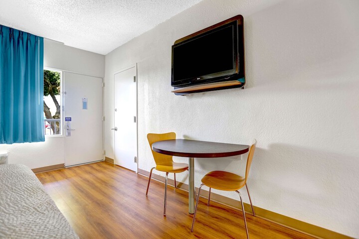 Room 29 of 39