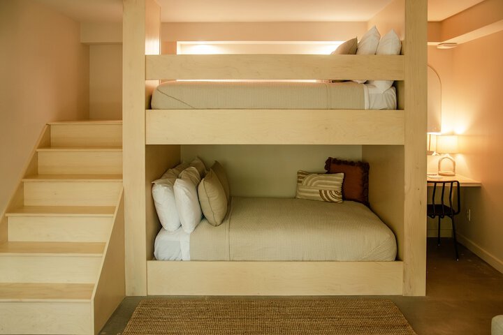 Brut Hotel