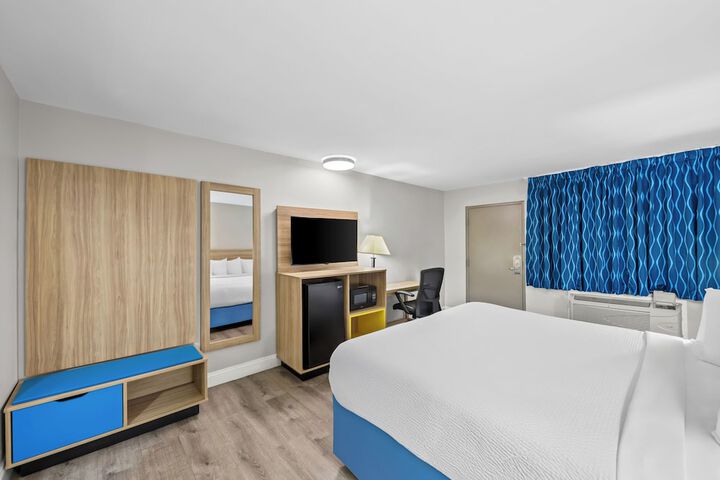 Days Inn by Wyndham Chesapeake