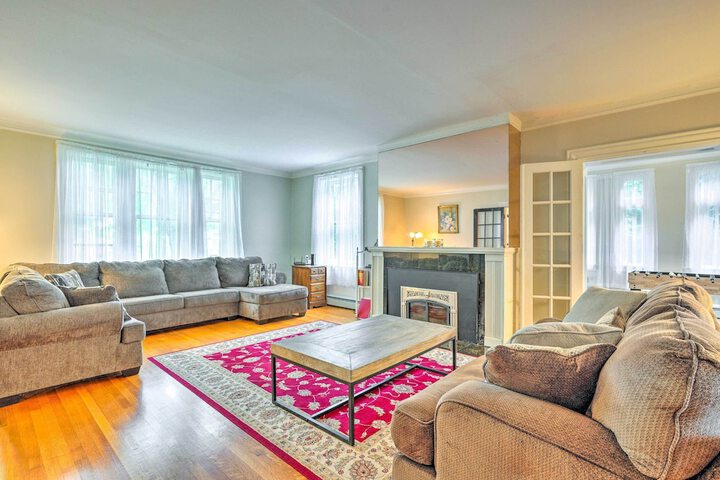 Charming Historic Home 1 Mi to Dtwn Olean!