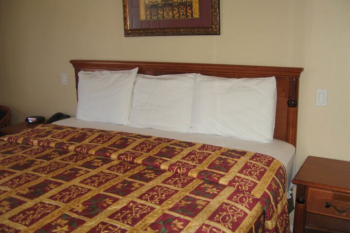 Room 35 of 52