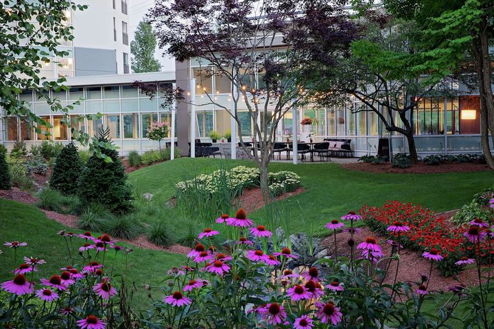 Hotel Exterior 39 of 39