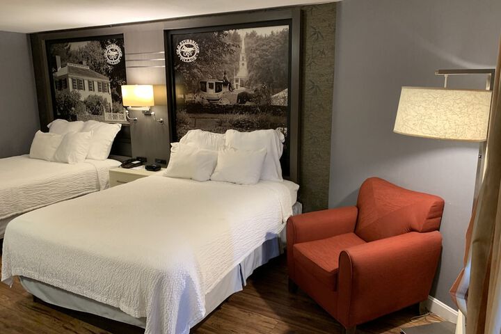 Super 8 by Wyndham Sturbridge