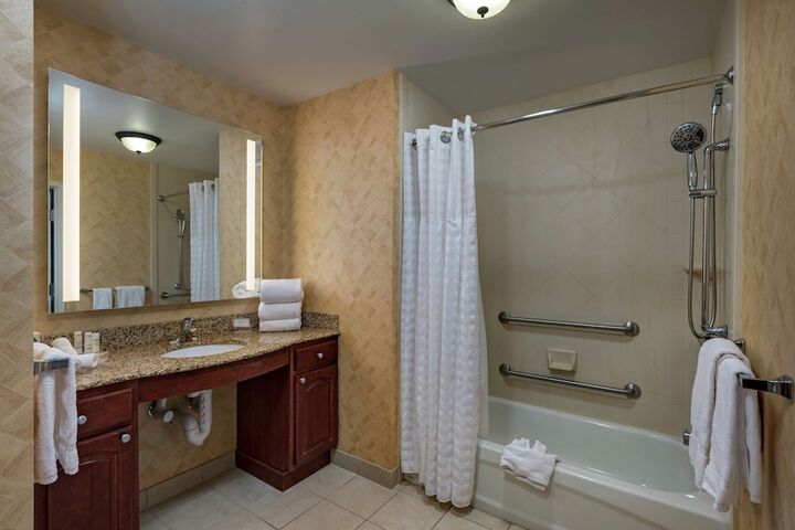Room 19 of 46