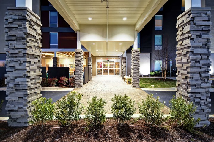 Hotel 4 of 45