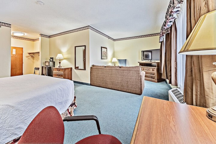 Room 19 of 28