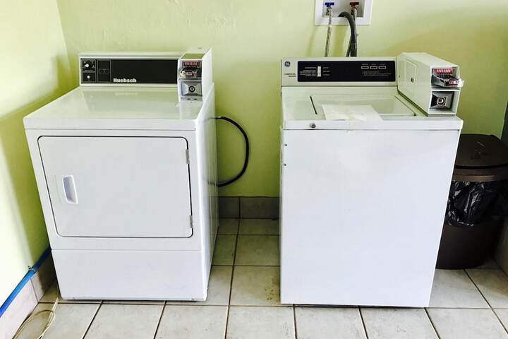 Laundry 26 of 29