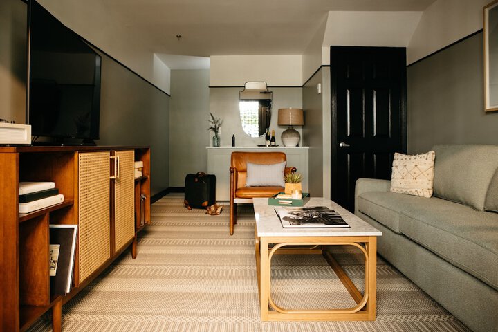 Room 47 of 78