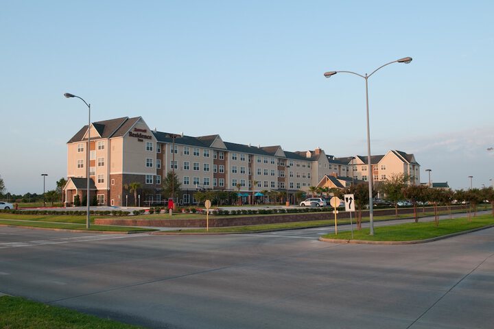 Hotel 2 of 27
