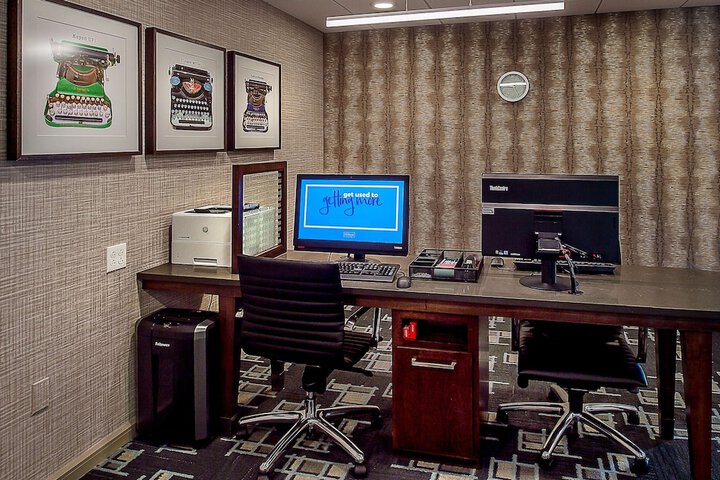 Business Center 41 of 42