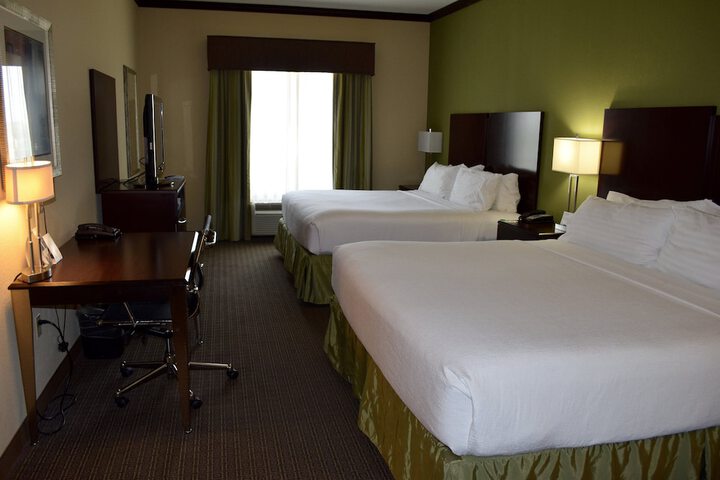 Room 21 of 37