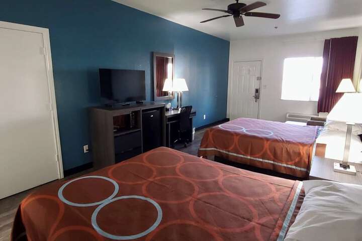 Scottish Inns & Suites Forney / East Dallas