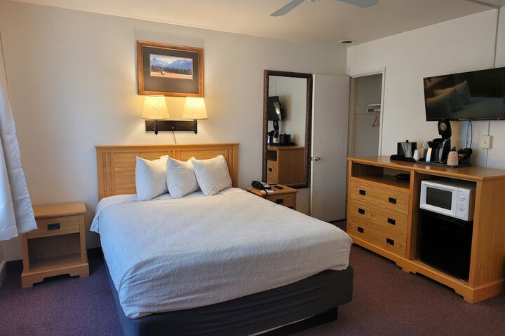 Room 30 of 52