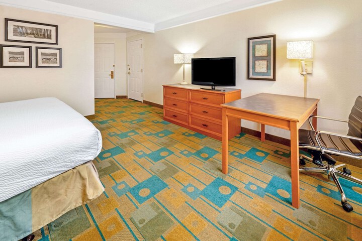 Room 16 of 29