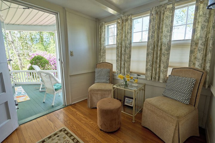 The Scranton Seahorse Inn