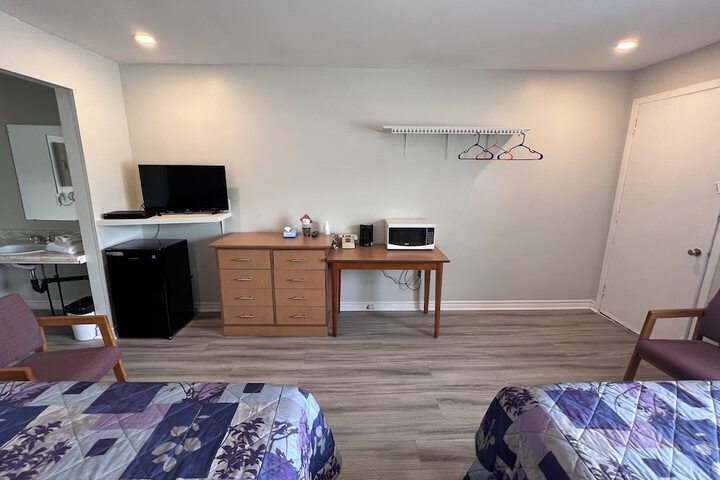 Room 36 of 82