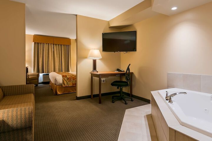 Room 35 of 54