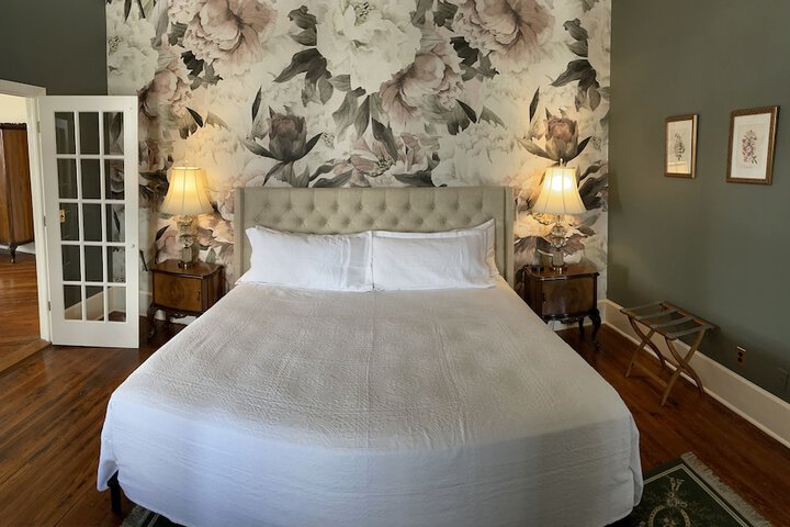Room 75 of 87