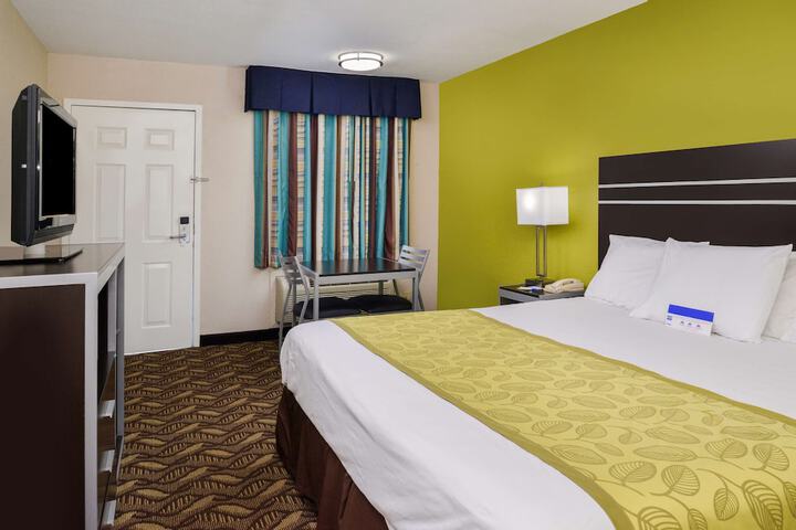 Room 18 of 20