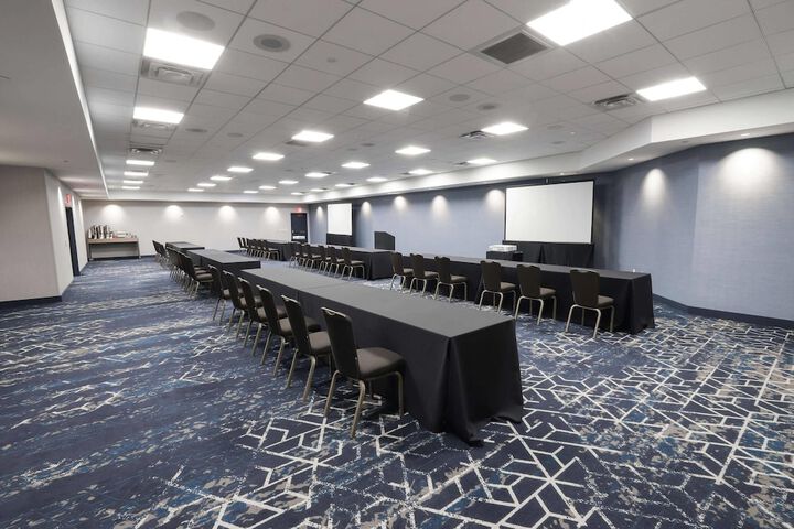 Radisson Plaza Hotel at Kalamazoo Center