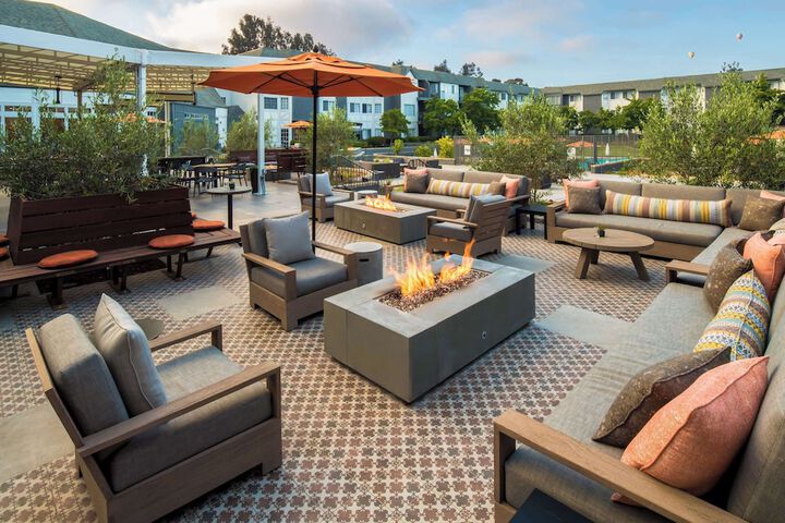 Hilton San Diego / Del Mar
