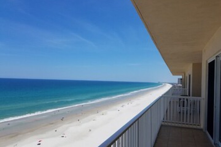Northeast Corner Penthouse 3 BR 3 BA Sanibel 1102