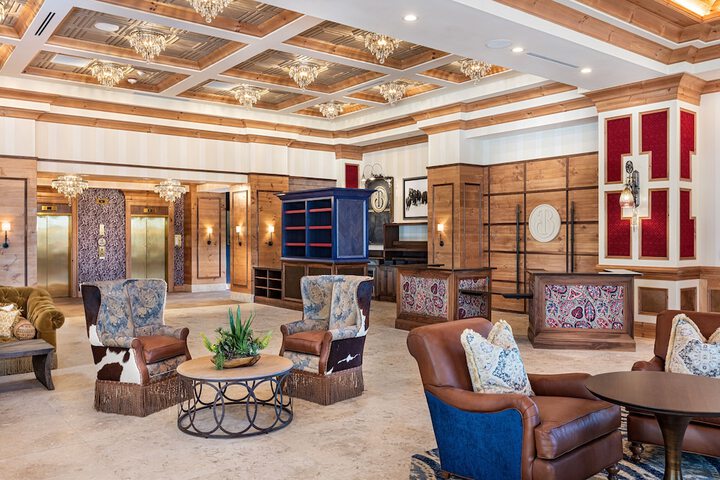 Hotel Interior 10 of 40