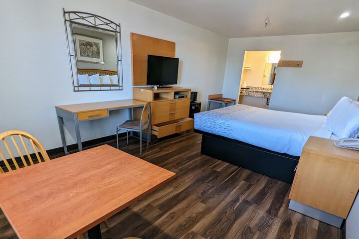 Room 73 of 80