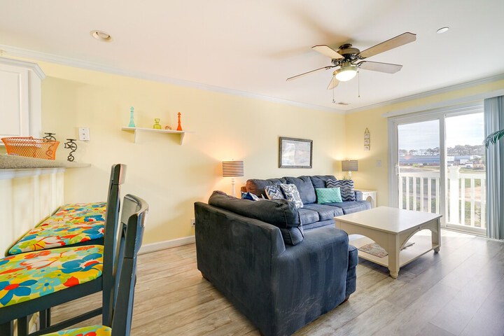 Oak Island Vacation Rental 1 Block to Beach!