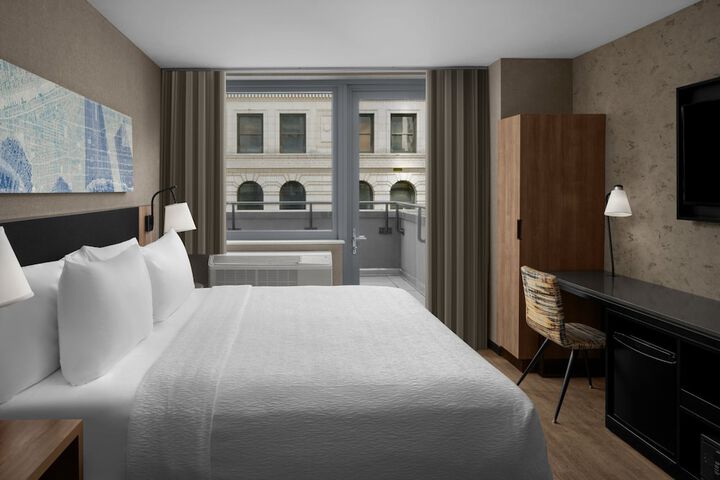 Room 20 of 42