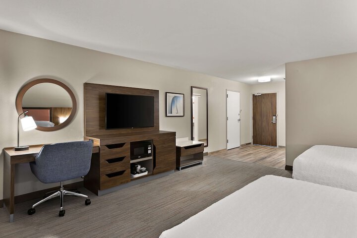 Room 31 of 74
