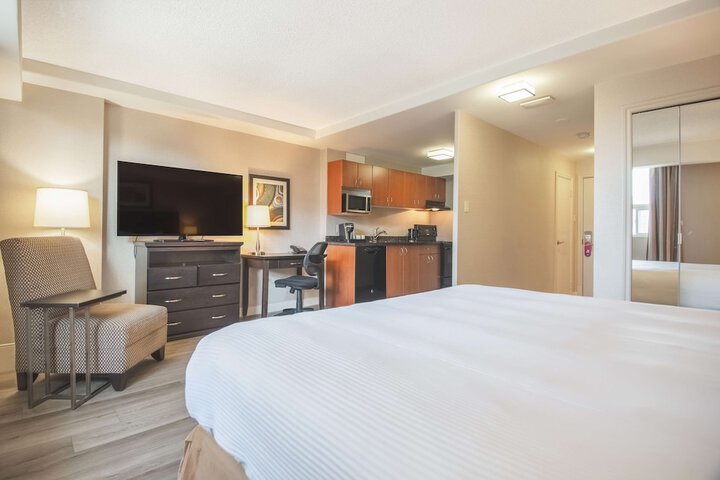 Room 21 of 42