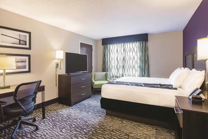 Comfort Inn & Suites Clearwater South - Pinellas Park