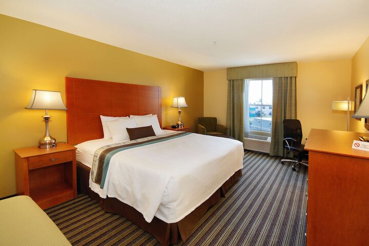 Room 9 of 20