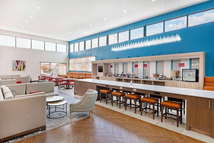 Breakfast/Coffee Service 54 of 60