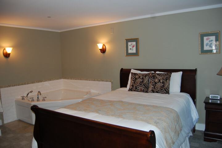 Room 38 of 129