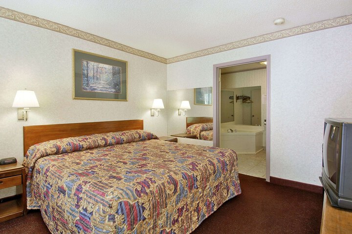 Room 3 of 13