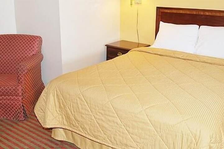 Room 16 of 24