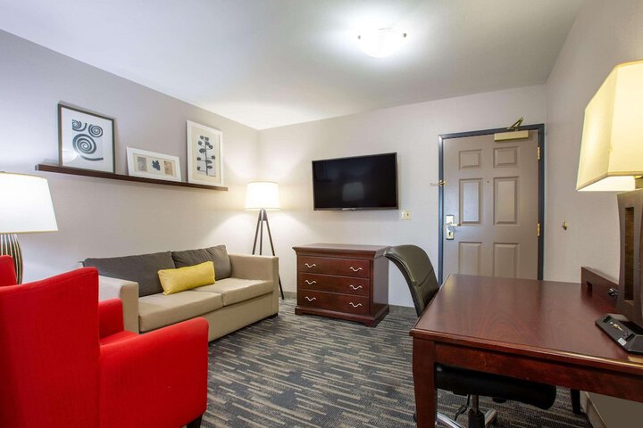 Room 17 of 52