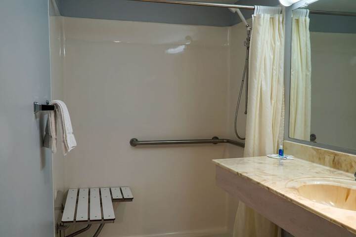 Room 26 of 50
