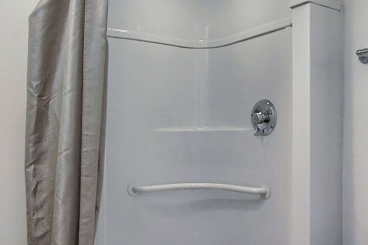 Room 11 of 14