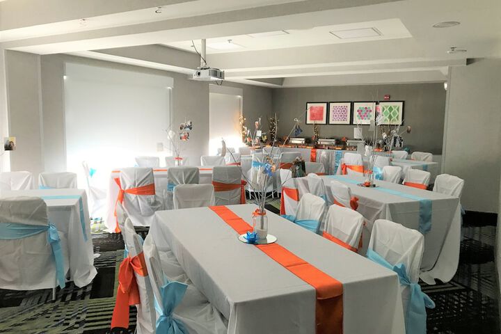 Holiday Inn Express & Suites Charlotte-Concord-I-85 by IHG