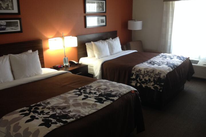 Room 30 of 63