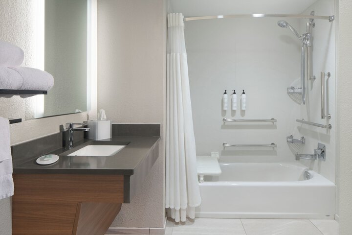 Fairfield Inn & Suites by Marriott Charleston