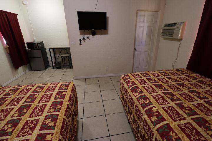 Room 7 of 38